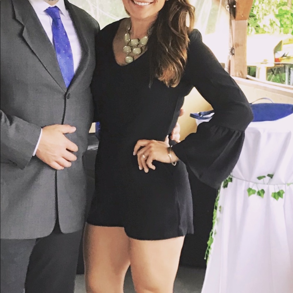 Bell sleeve Romper